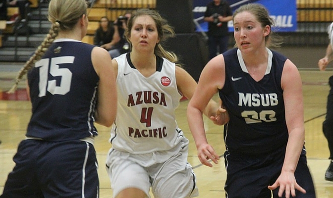 Alisha Breen (right) of MSUB tallied a game-high 31 points.